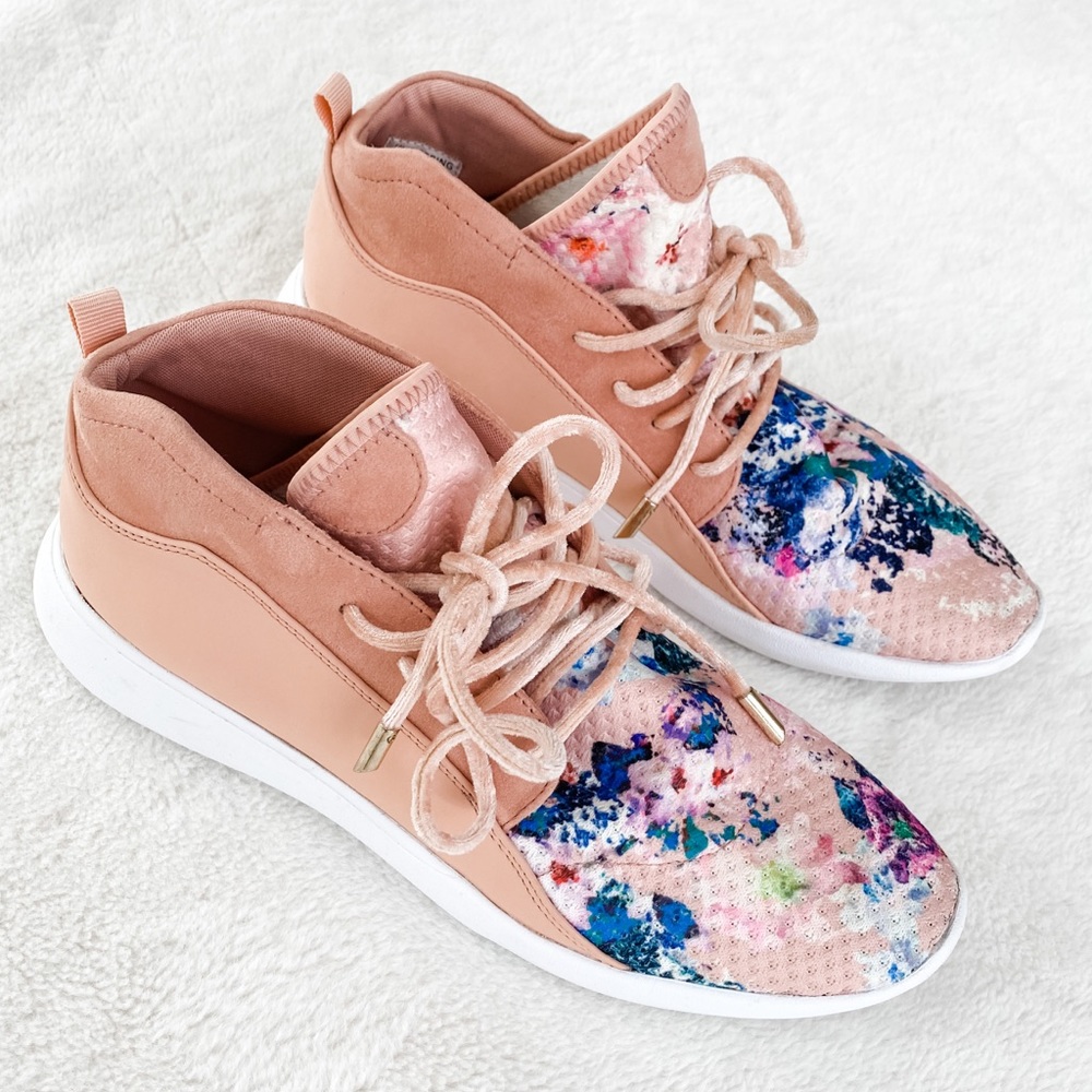 Call It Spring Wacien Sneakers in Rose/Floral